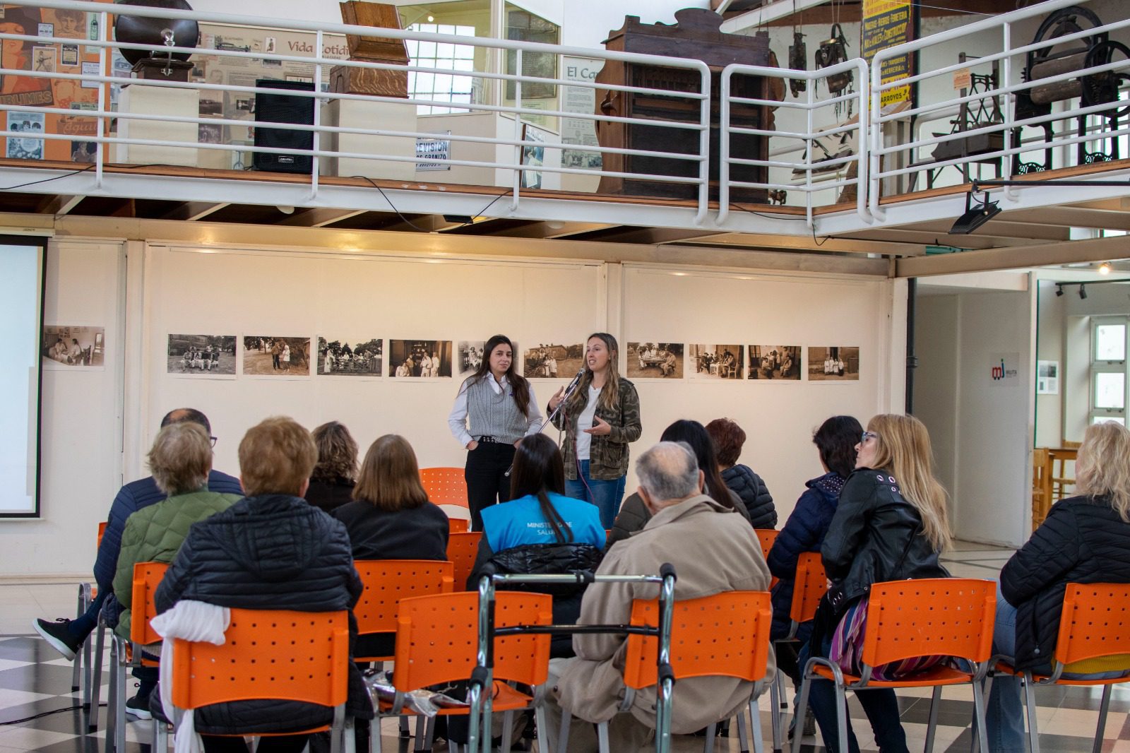 Jornada de reflexión en el museo Mulazzi por el día de la Toma de