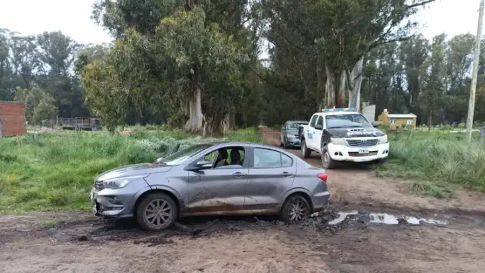 el_pasado_11_del_corriente_la_policia_recupero_el_auto_de_la_victima_sustraido
