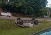 Regresaban de un baile de egresados y volcaron en el acceso a Orense