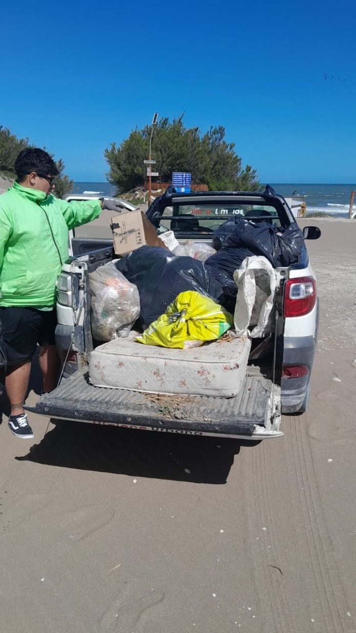 WhatsApp Image 2025-12-17 at 18.00.34