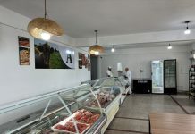 Reabrieron las carnicerías del Frigorífico Anselmo y celebran el regreso al trabajo