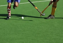 El TARHC da un paso histórico: llega la manta para su cancha de hockey sintético