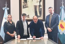 Tres Arroyos incorporará una nueva motoniveladora para fortalecer el mantenimiento de los caminos rurales